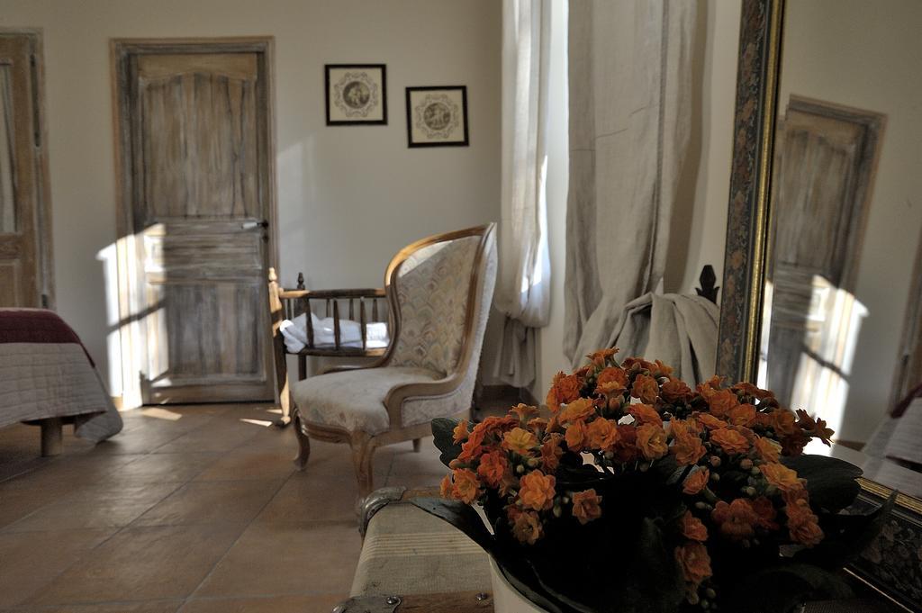 Bed and Breakfast Mas De Lure Salon-de-Provence Exterior foto